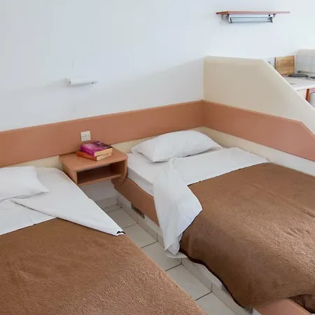 Asteraki Apartament 3*